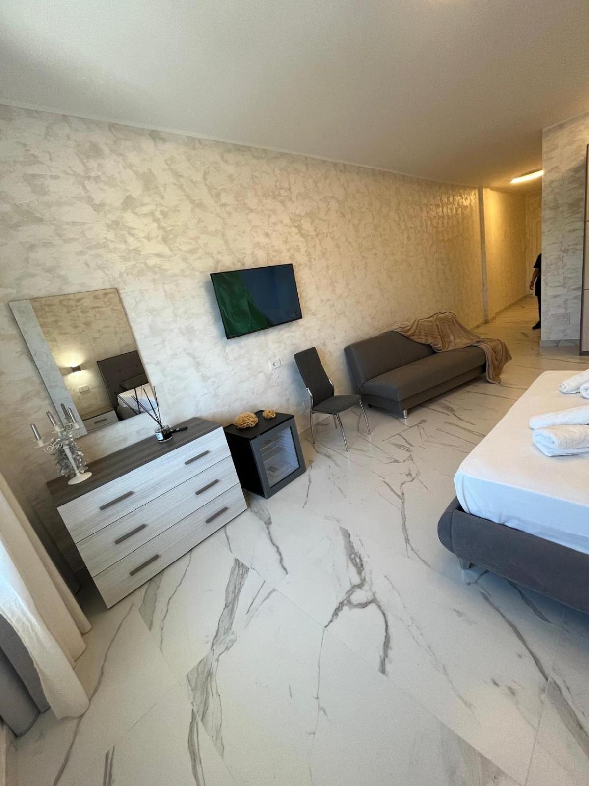 Hotel Paladini Porto Cesareo Extérieur photo