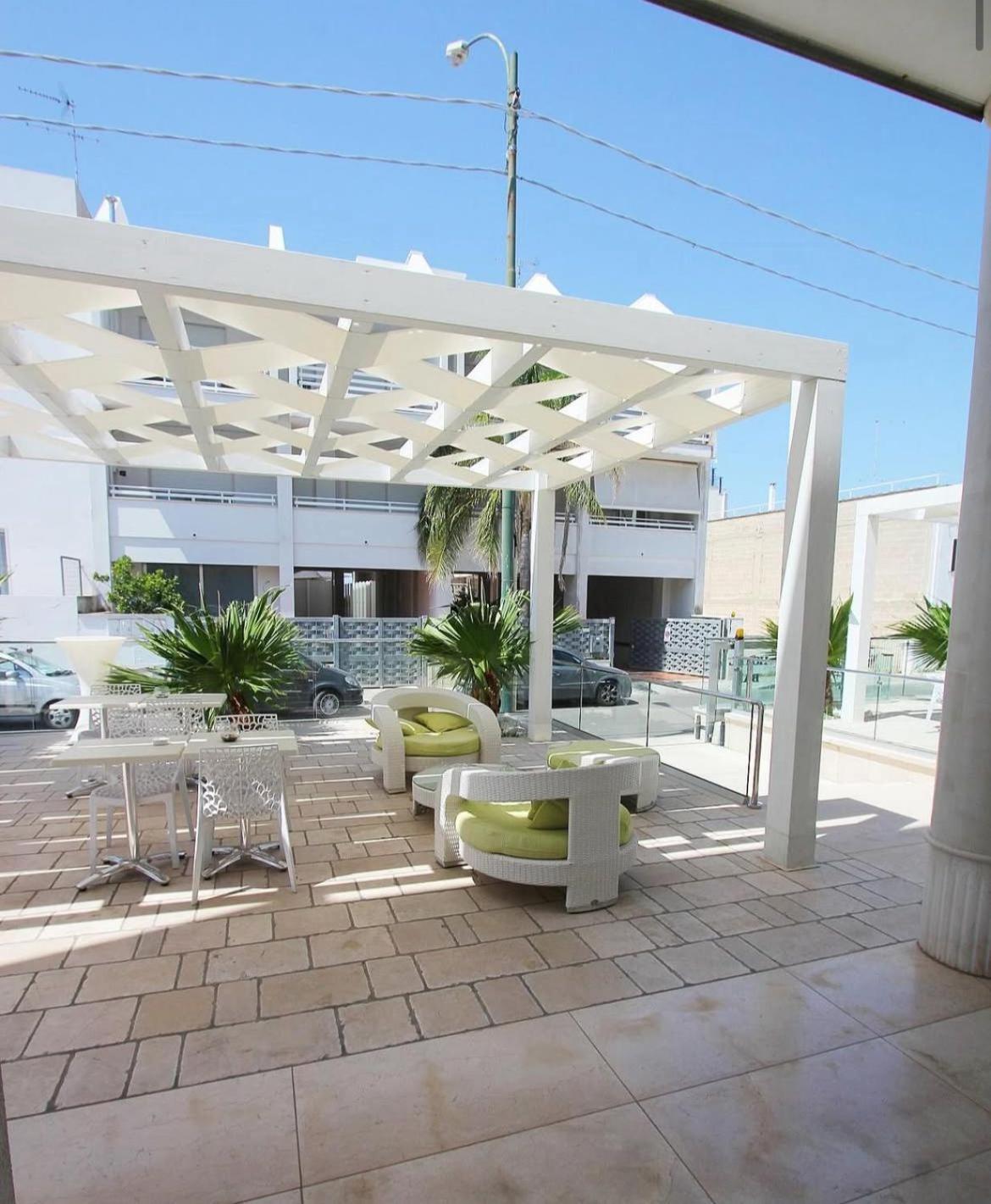 Hotel Paladini Porto Cesareo Extérieur photo